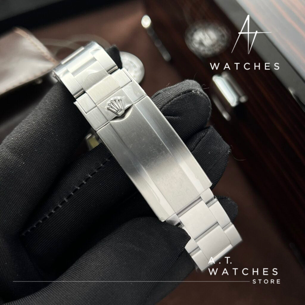 0BB3BD5E 046B 489D 9A81 3A7D81E046D6