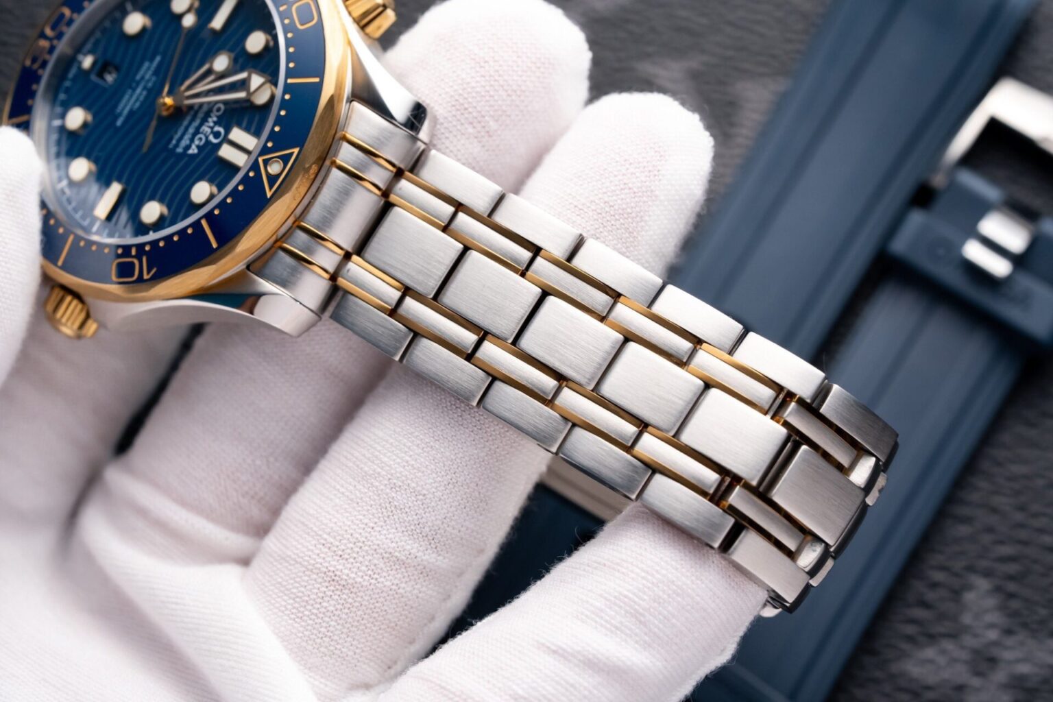 Omega seamaster Diver Super Clone Swiss Machine