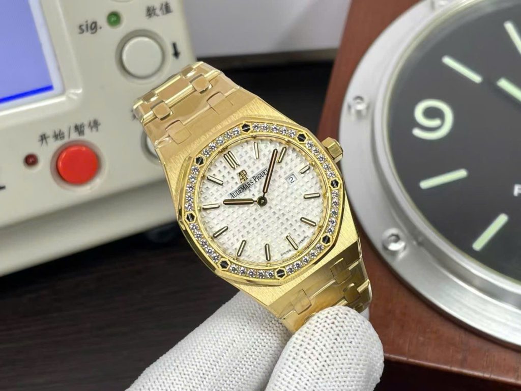 Audemars Piguet Royal Oak Super Clone Swiss Machine