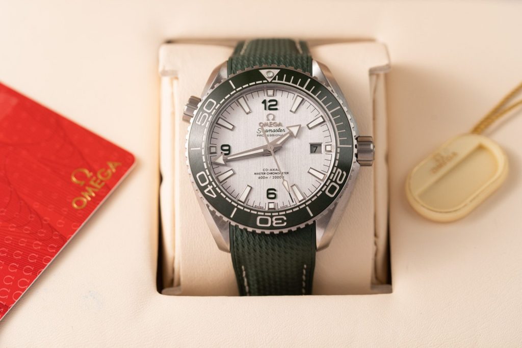 Omega seamaster Diver Super Clone Swiss Machine