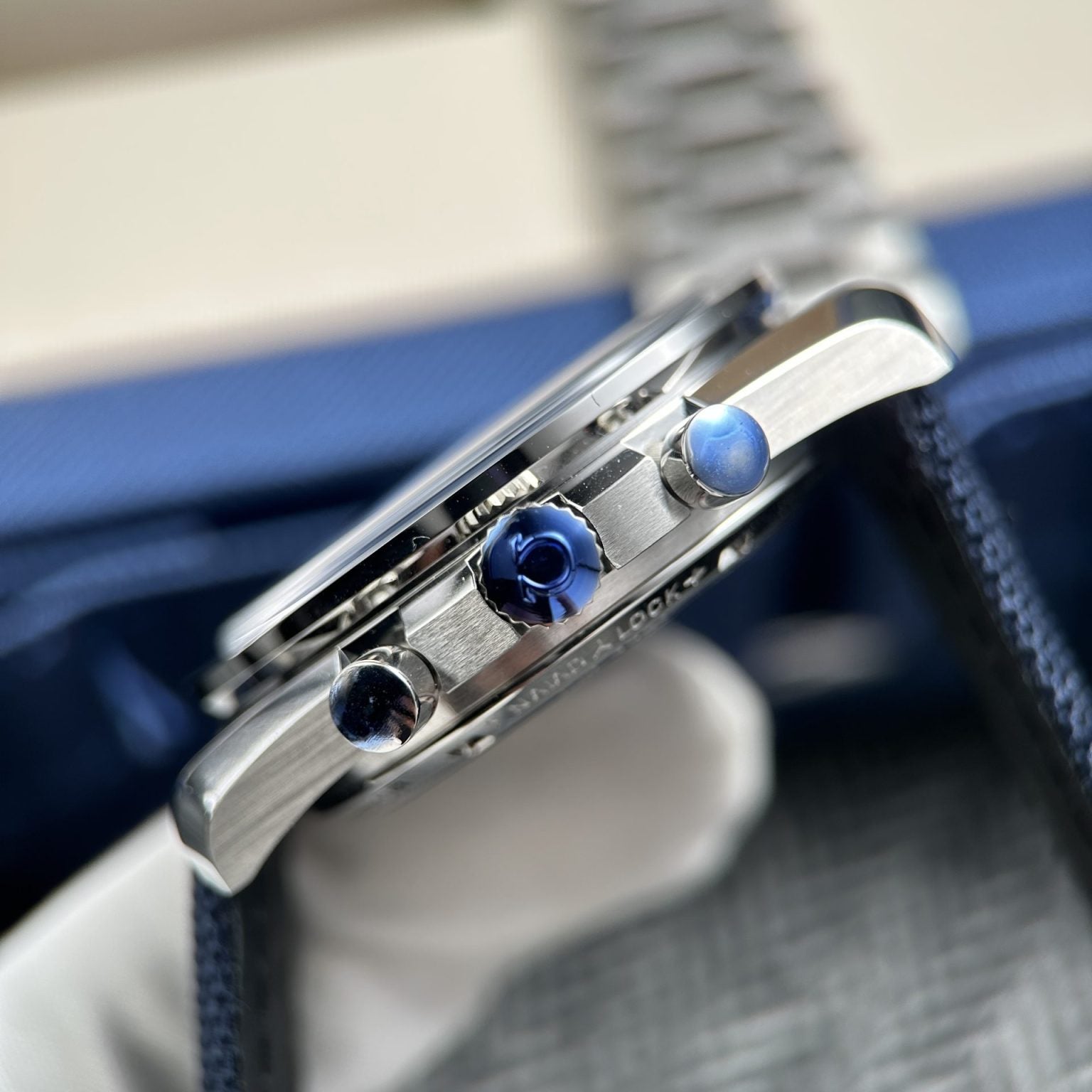 Omega seamaster Moonphase Super Clone Swiss Machine