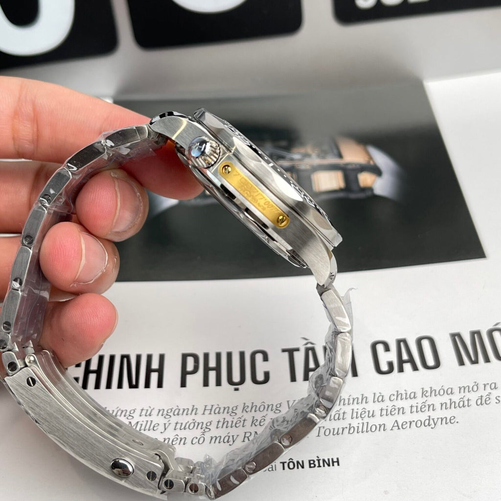 Omega seamaster Diver Super Clone Swiss Machine